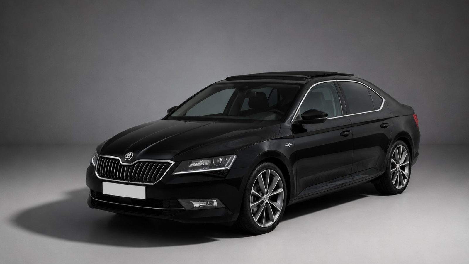 Škoda Superb or similar mieten in Belgrad — Majestic Auto Group